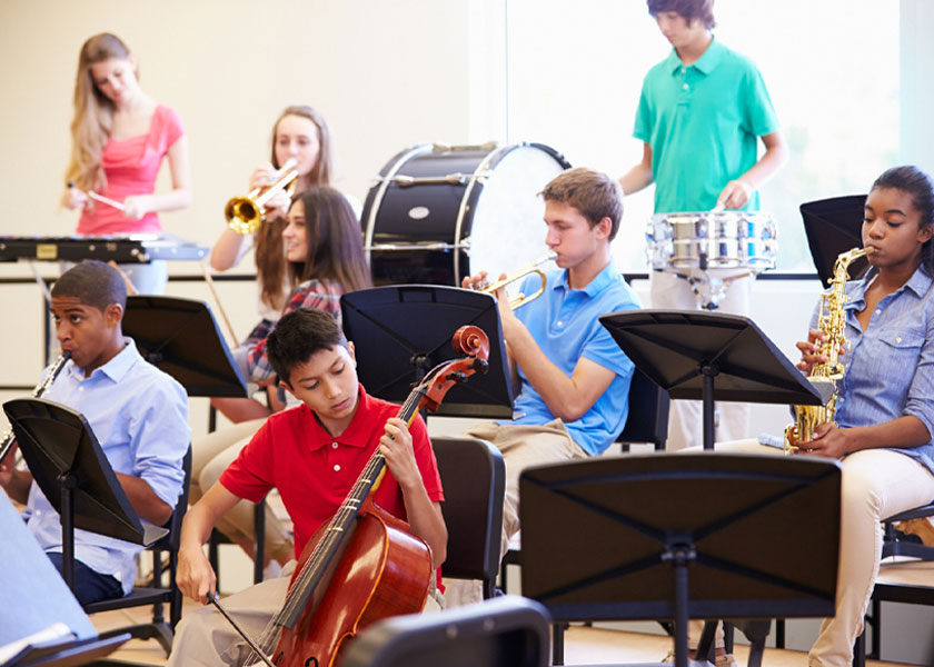 Student Orchestra Group Performs